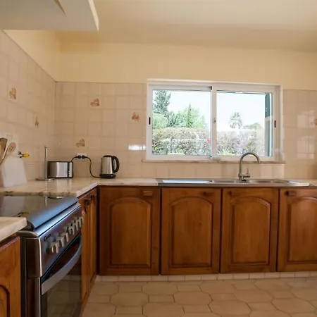Casa Linda Villa *