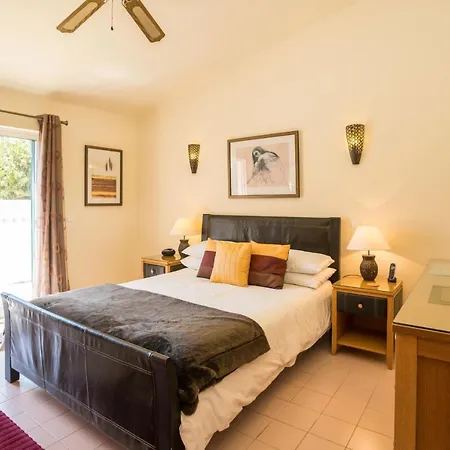 Casa Linda *